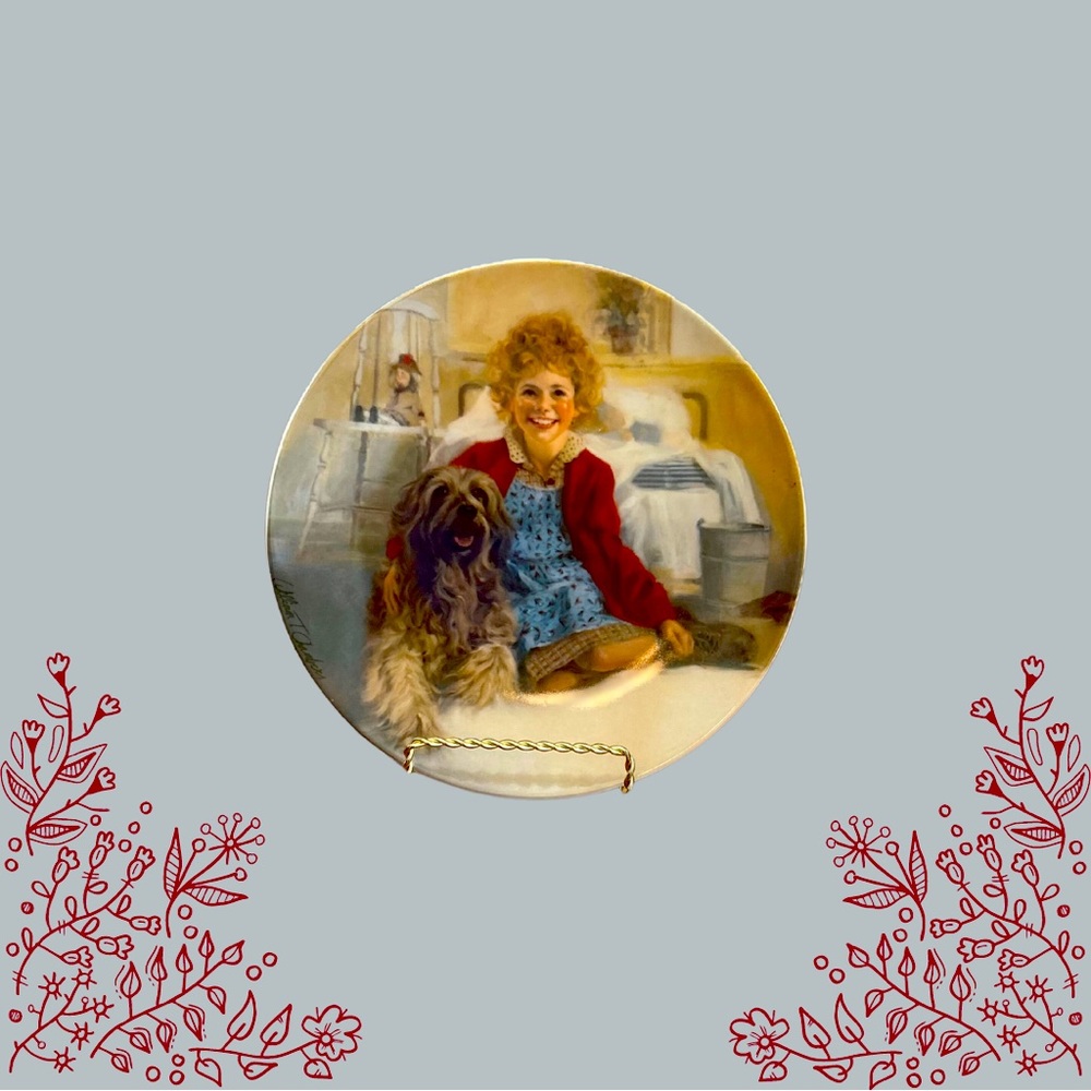 Annie And Sandy 8 1/2 inch Collector Plate